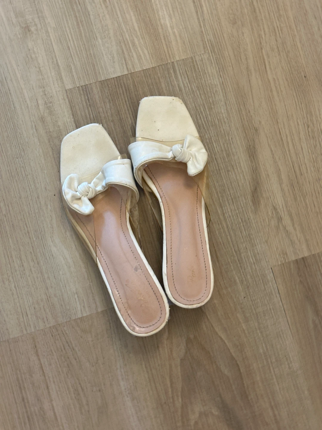 Bundle of Women's Sandals and Flip-Flops - photo 3
