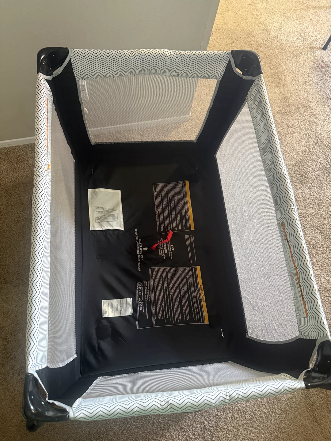 Graco bed - photo 2