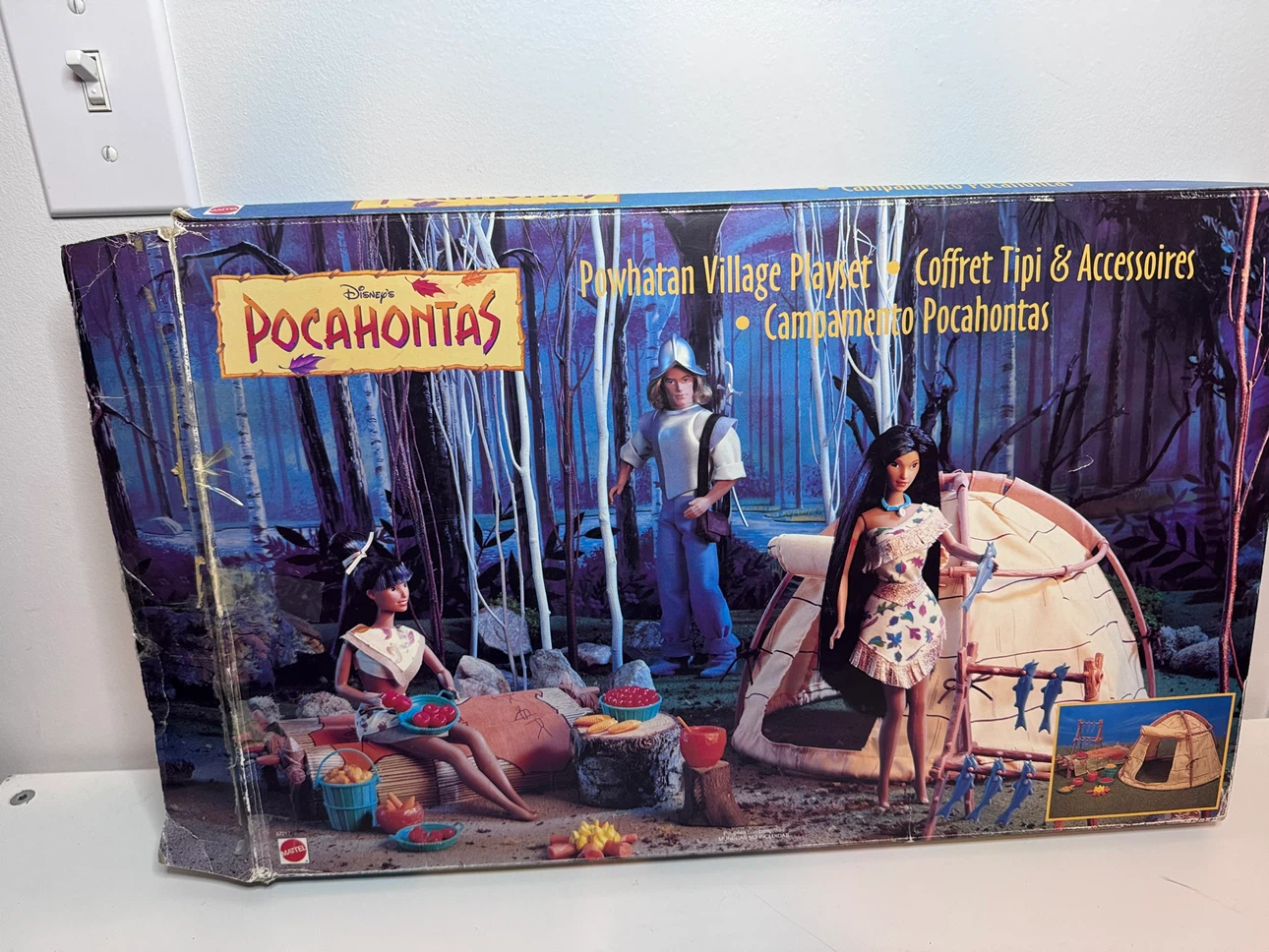 Disney Pocahontas Powhatan Village Playset