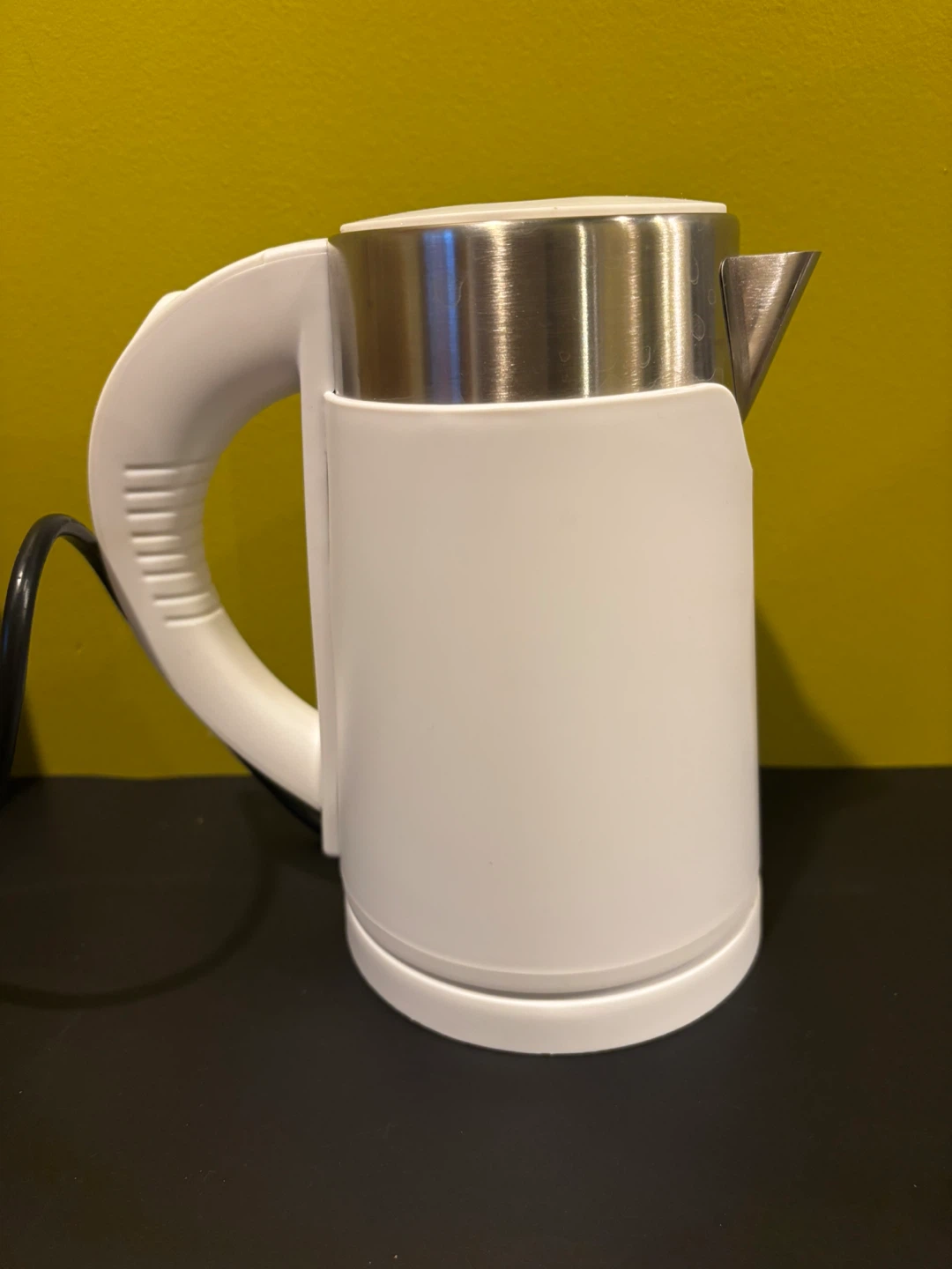 White Electric Kettle - photo 4