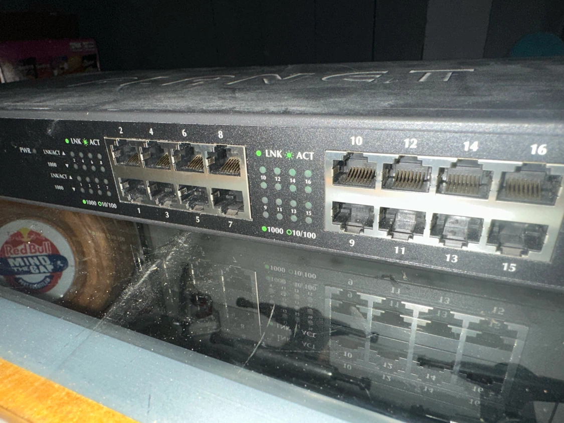 PLANET 16-Port Gigabit Ethernet Switch GSW-1601 - photo 4