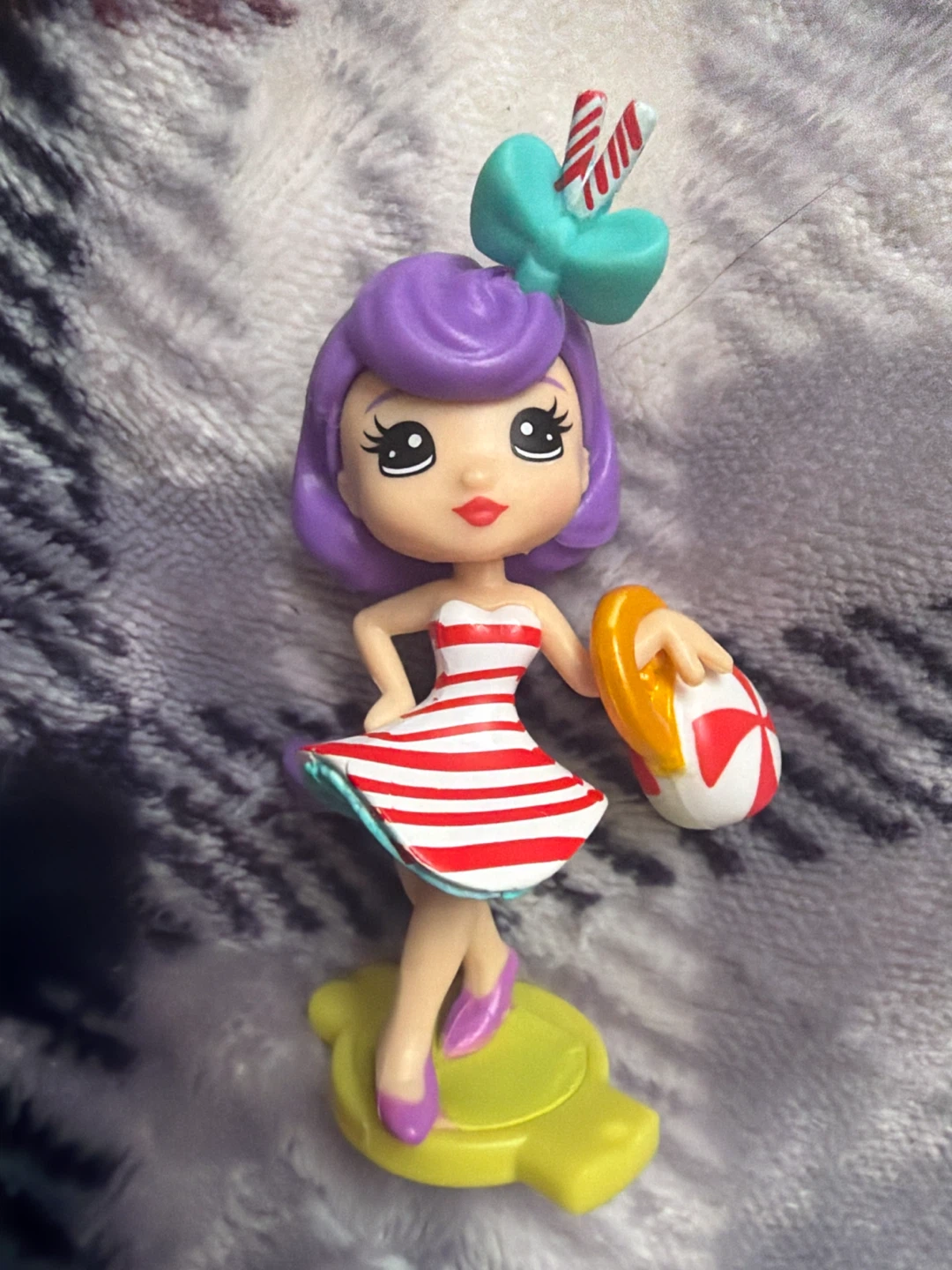 Lot of 4 Party Popteenies Mini Dolls - photo 3