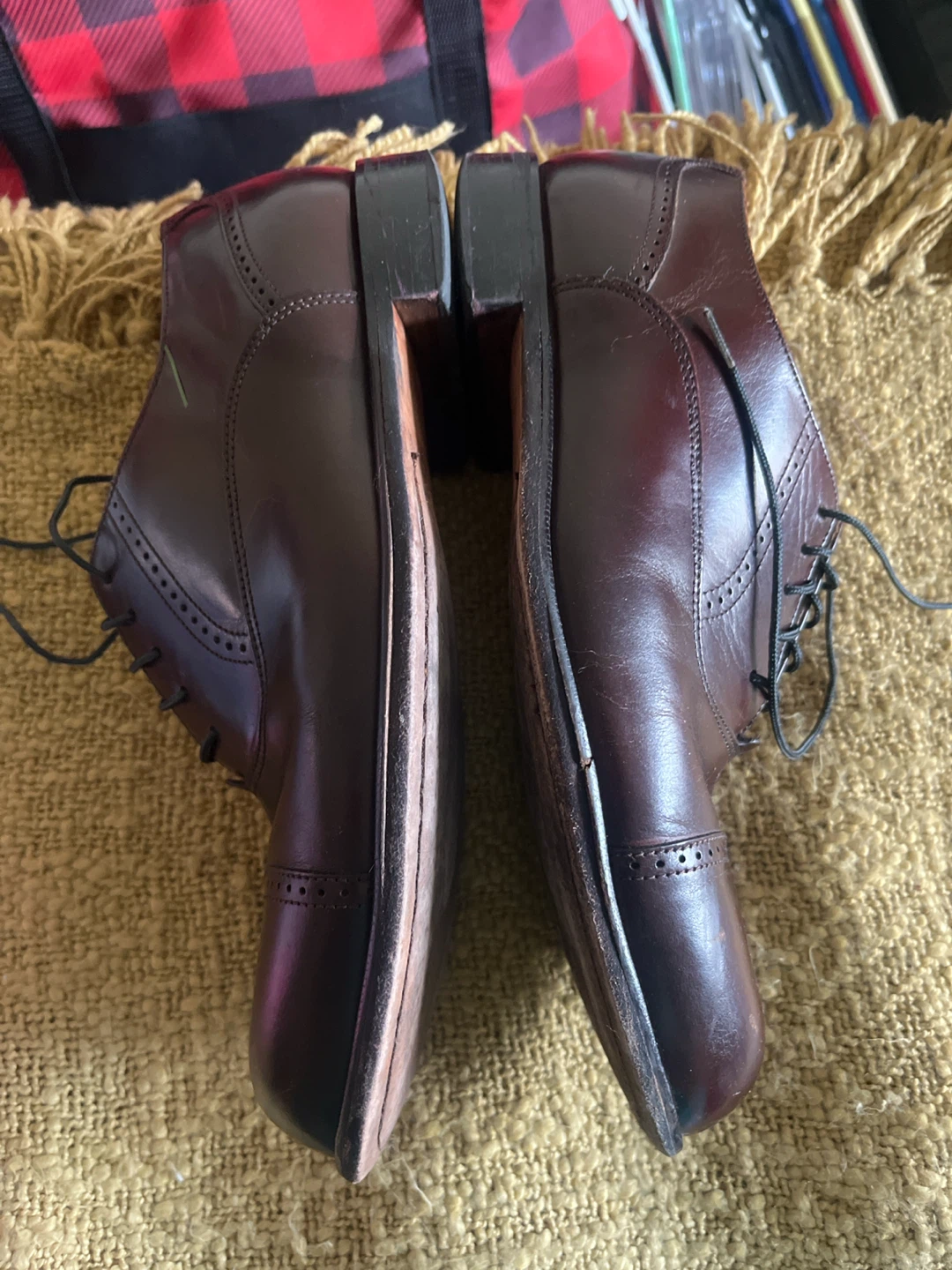 Bostonian Wingtip Oxford Shoes - Burgundy - photo 2