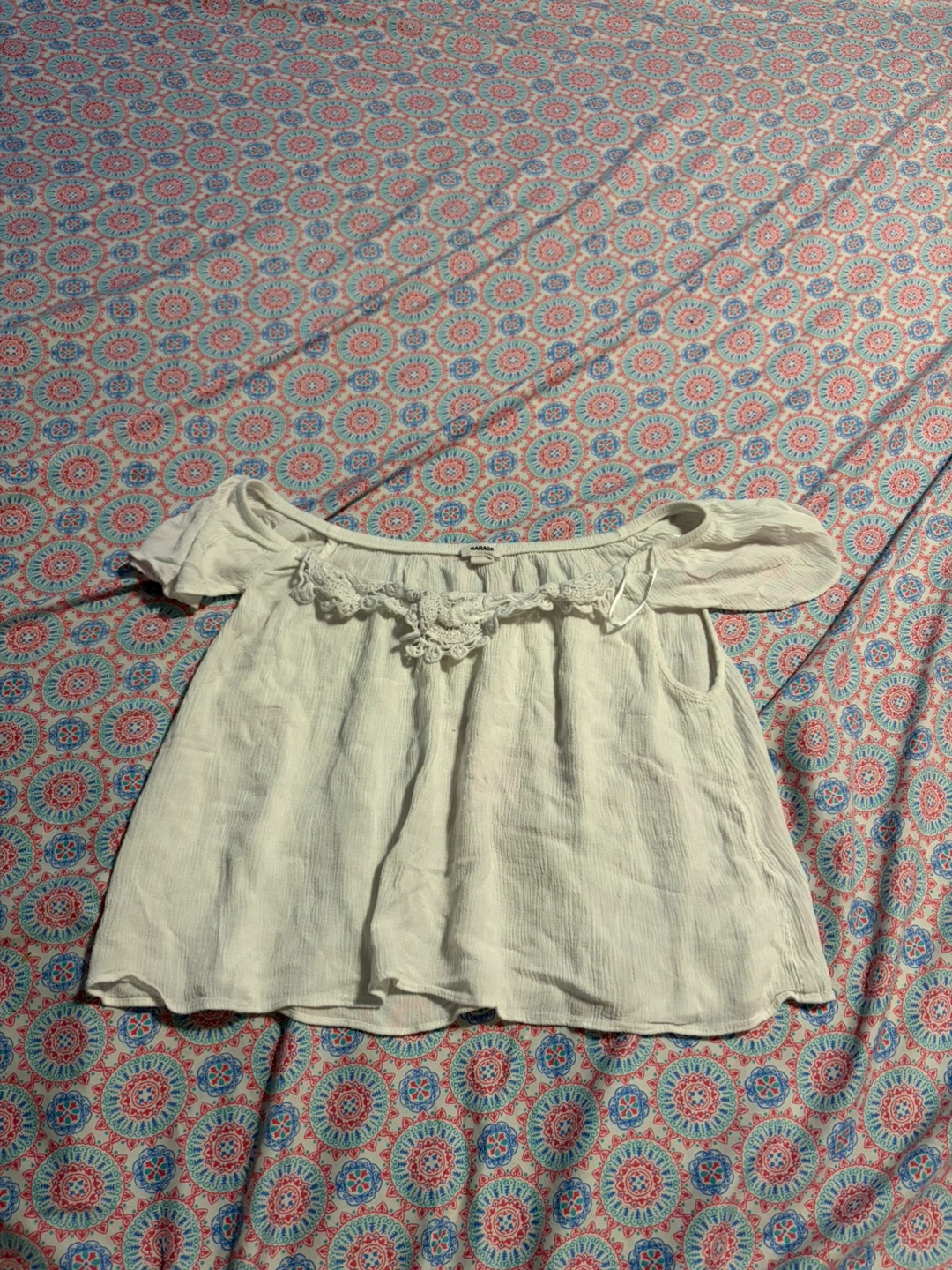 GARAGE White Off-the-Shoulder Blouse XS