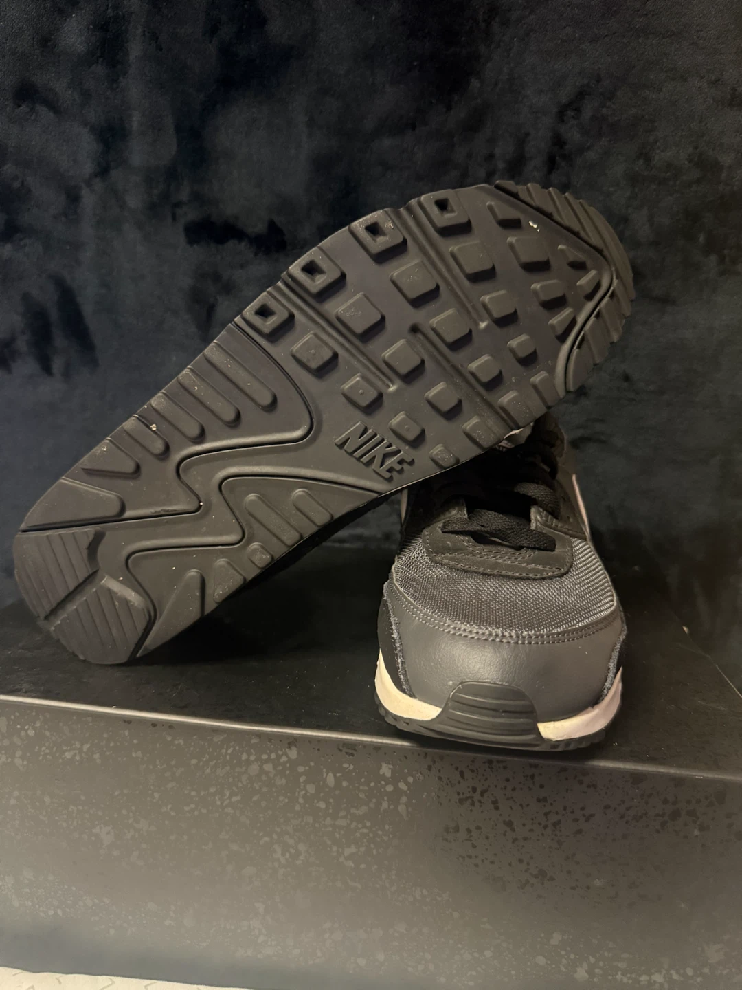 Nike Air Max 90 Sneakers - photo 4