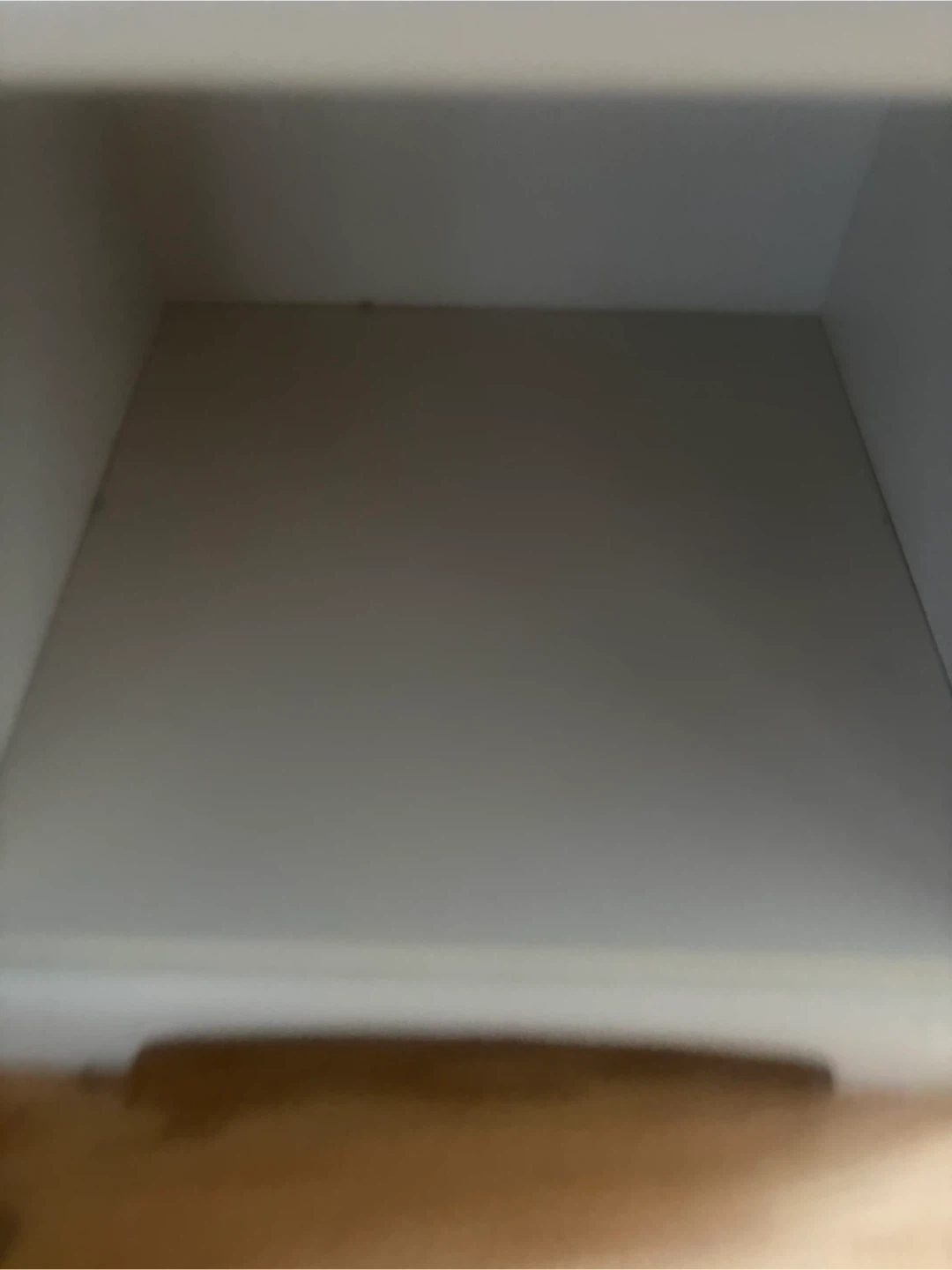 White and wood nightstand with drawer - photo 3