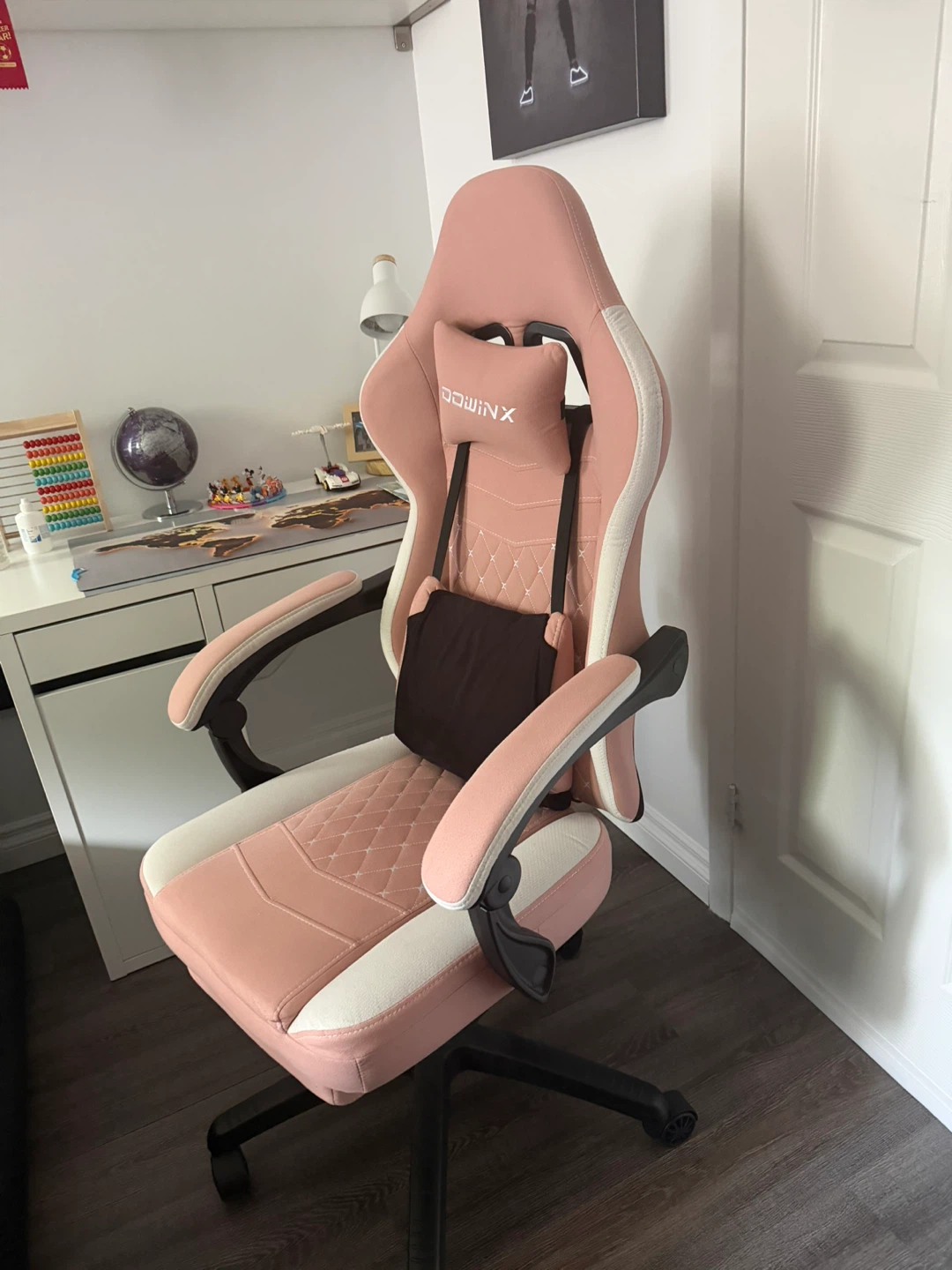 Dowinx Pink Gaming Chair with Heat & Massage - photo 2