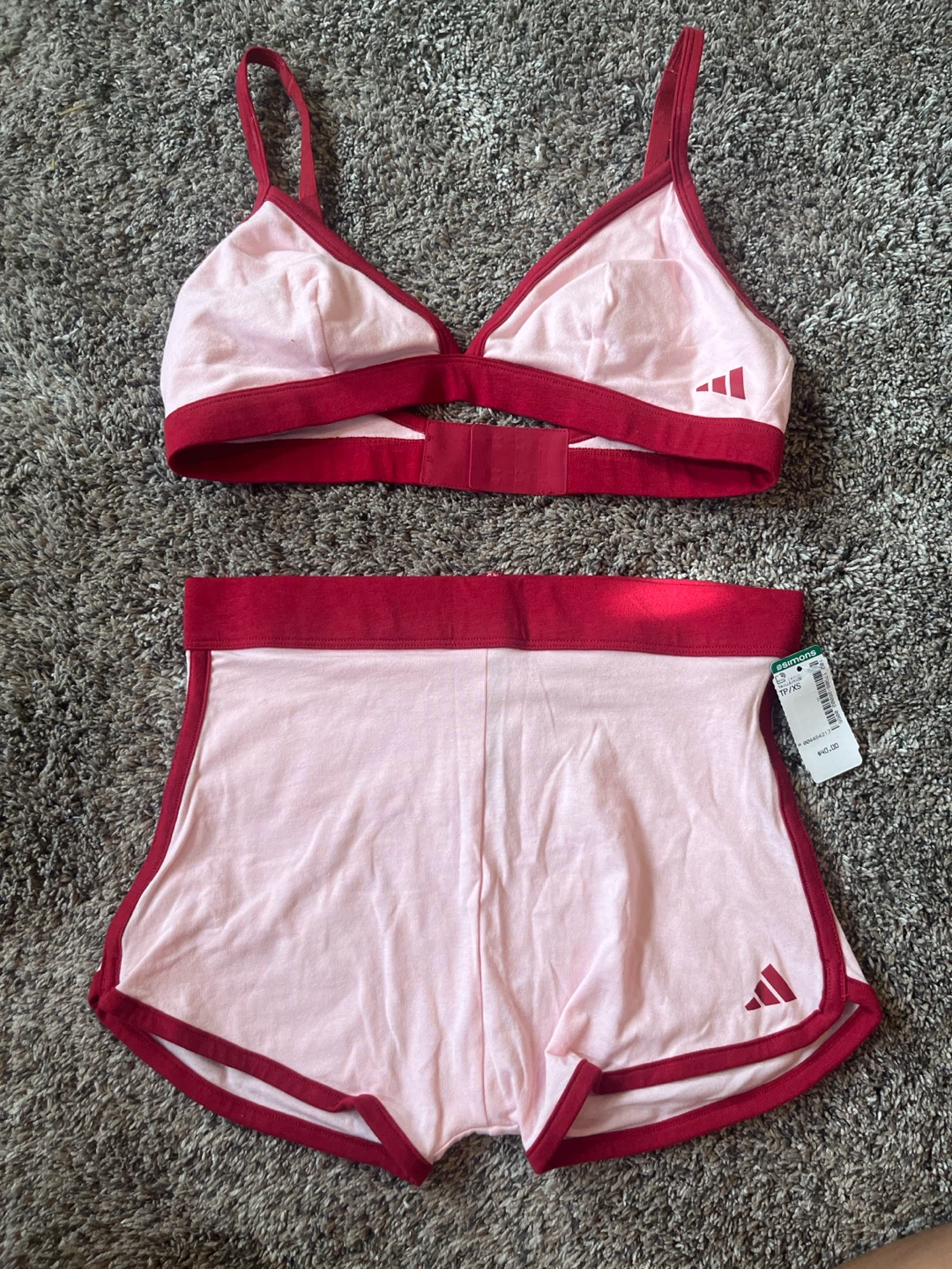 Adidas Pink Sports Bra & Shorts Set - XS - photo 2