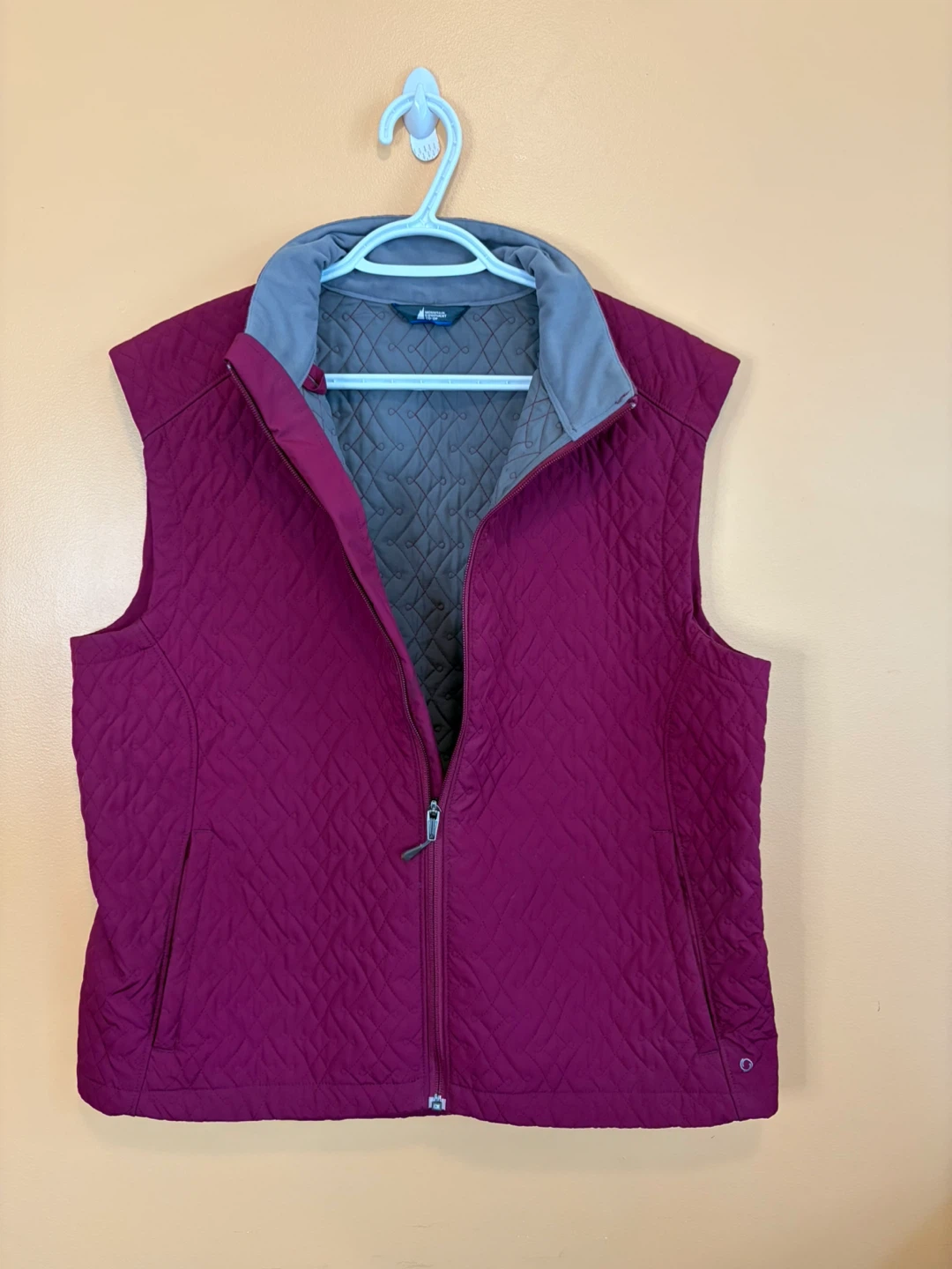 Mountain Equipment Co-op Quilted Vest - photo 2