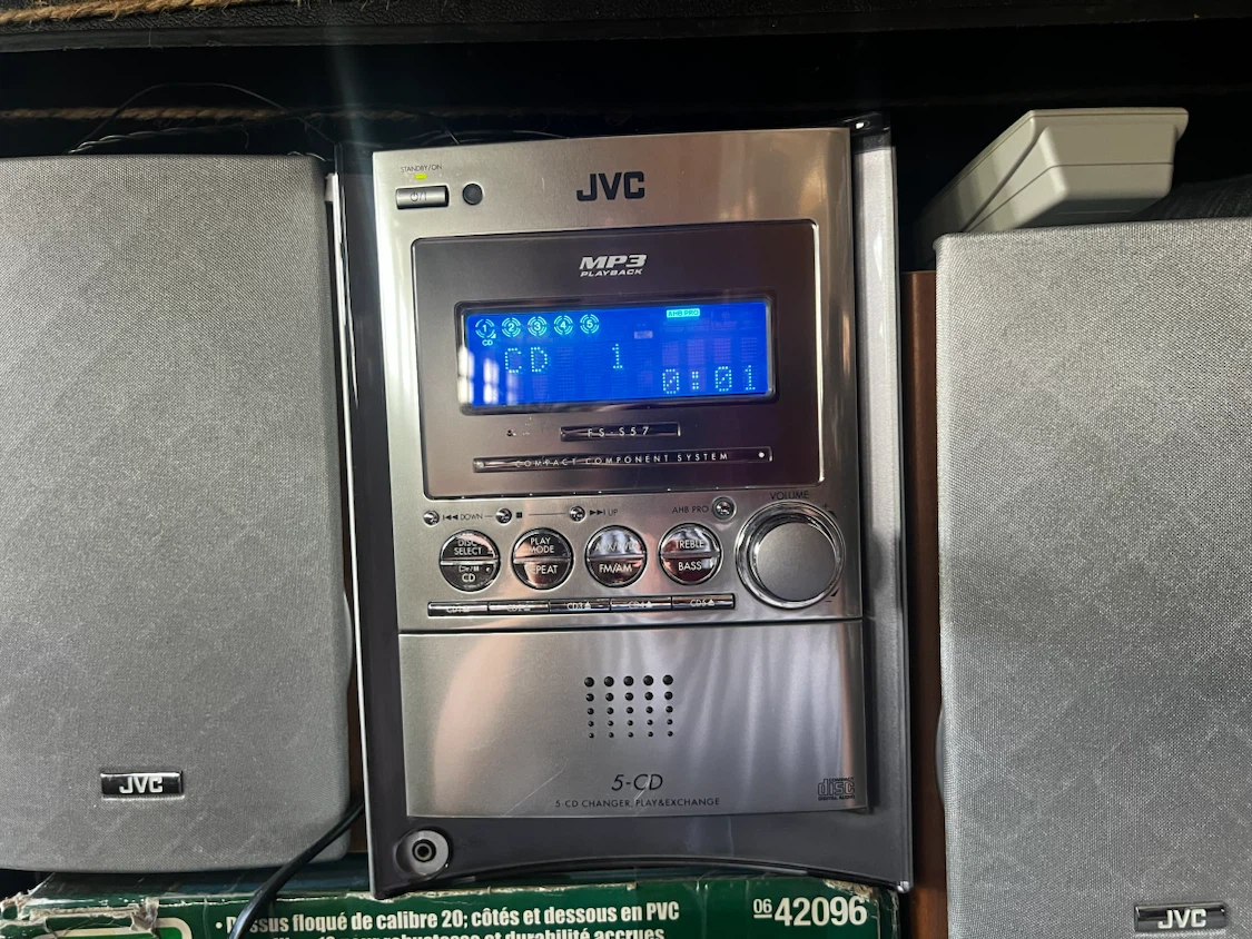 JVC FS-S57 Compact Component System with MP3 Playback