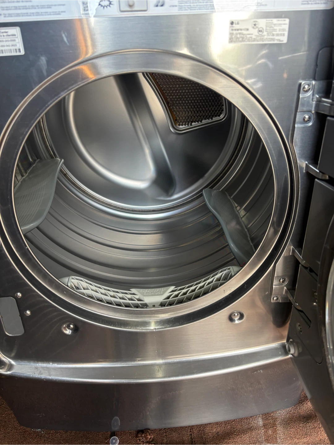 LG DLGX9001V 9.0 cu. ft. Gas Dryer - photo 4