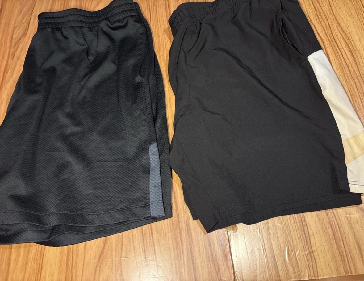 Men’s Sport Essentials and Tapout Shorts szXL