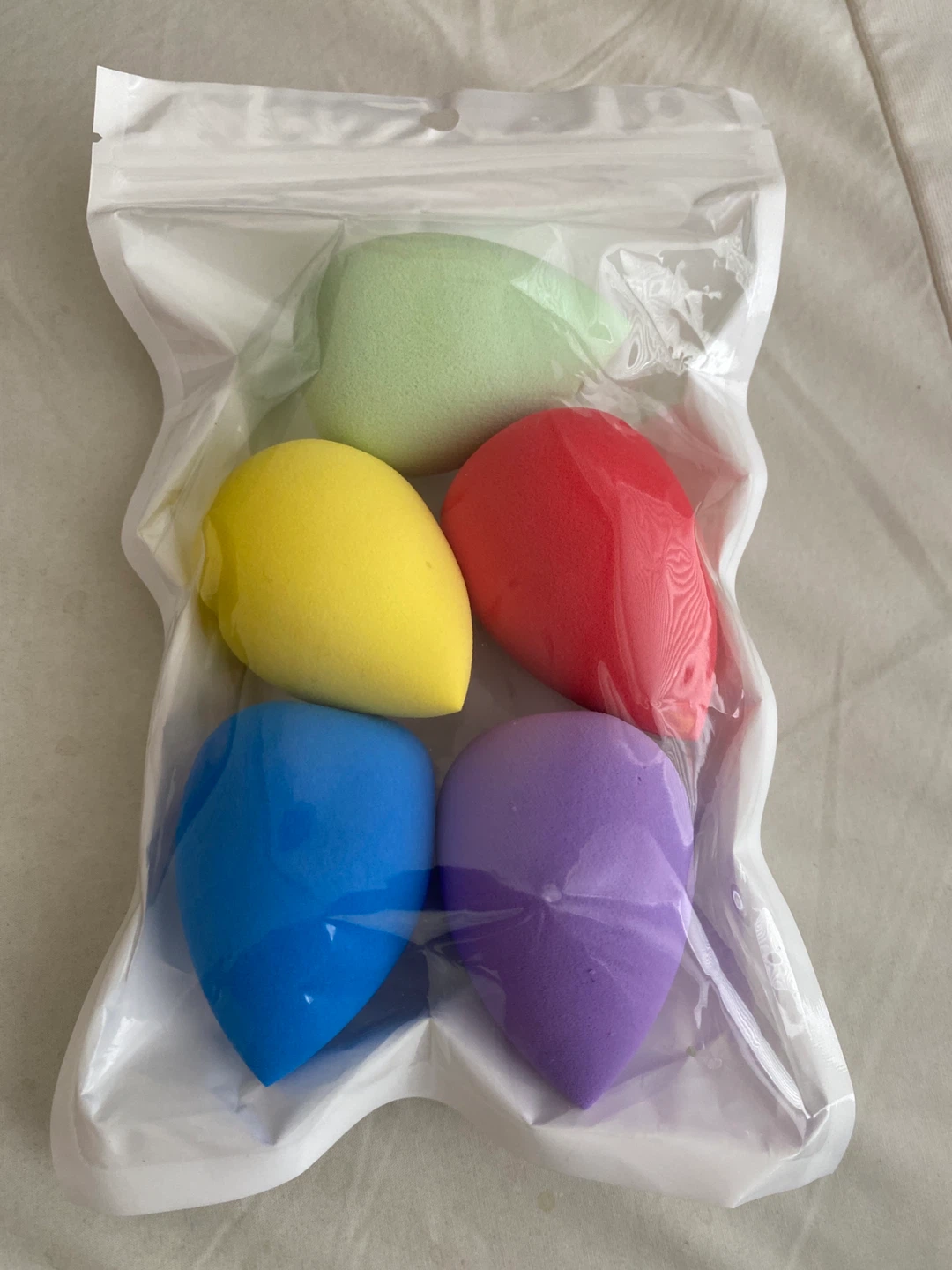 5 Colourful Makeup Sponges