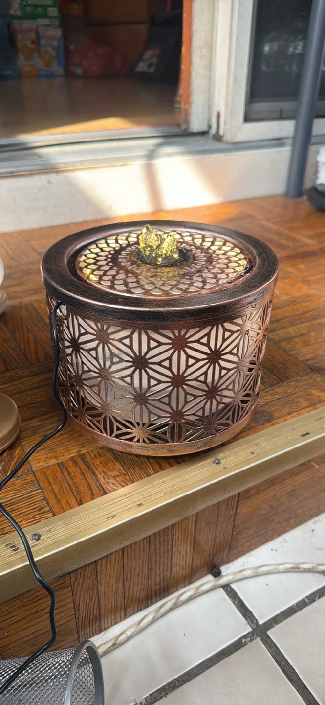 Decorative Metal Flower LED fountain