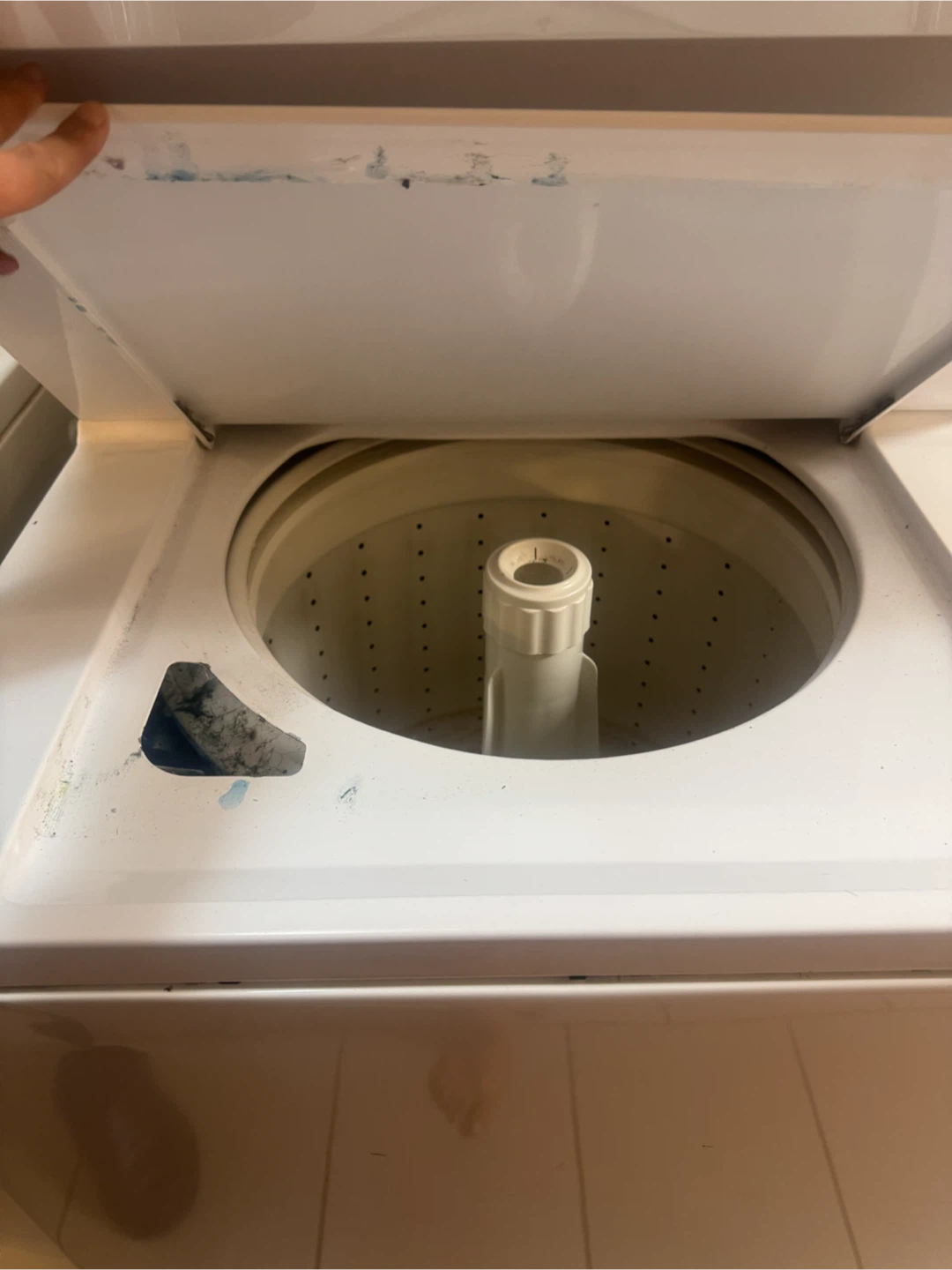 Frigidaire Gallery Series Stackable Washer Dryer- READ AD - photo 4