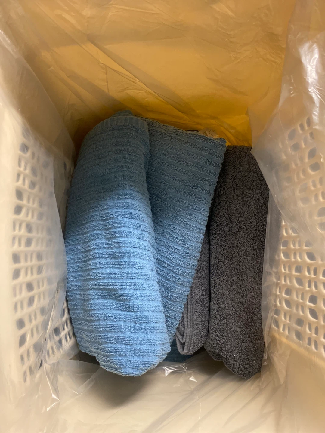 8 bath towels. - photo 3
