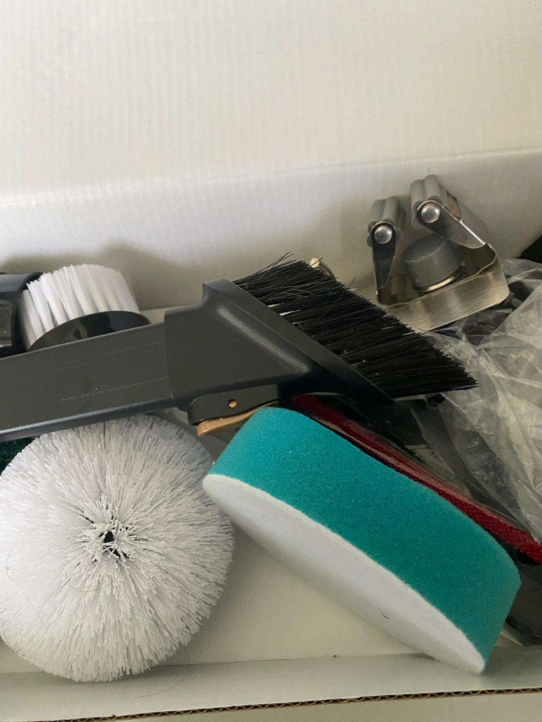 YKYI Electric Spin Scrubber Cleaning Brush Set - photo 3