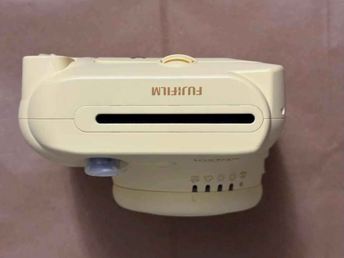 Fujifilm Instax Mini 8 Camera - photo 3