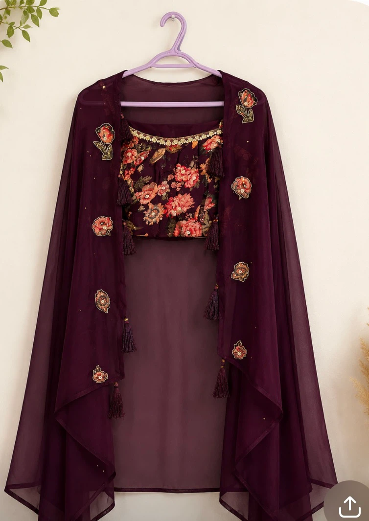 Women's Floral Print Top and Cape Set - photo 2