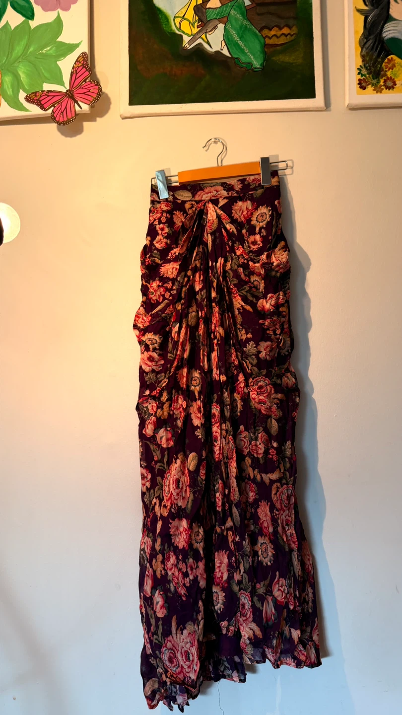Women's Floral Print Top and Cape Set - photo 3