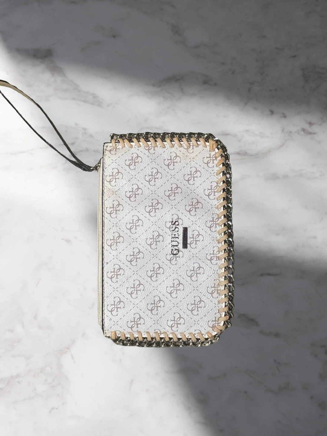 Guess Wristlet Wallet - photo 2