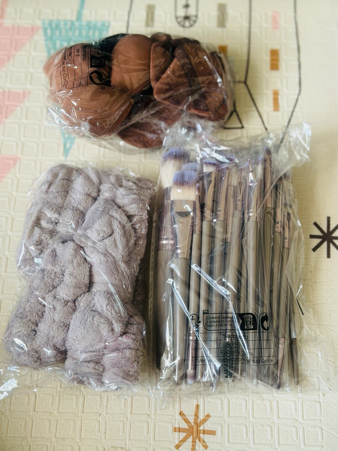 Makeup Brush Set and Spa Headband
