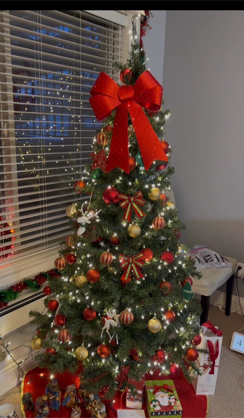 Christmas tree 6.5ft (with decorationsandlights) - photo 2