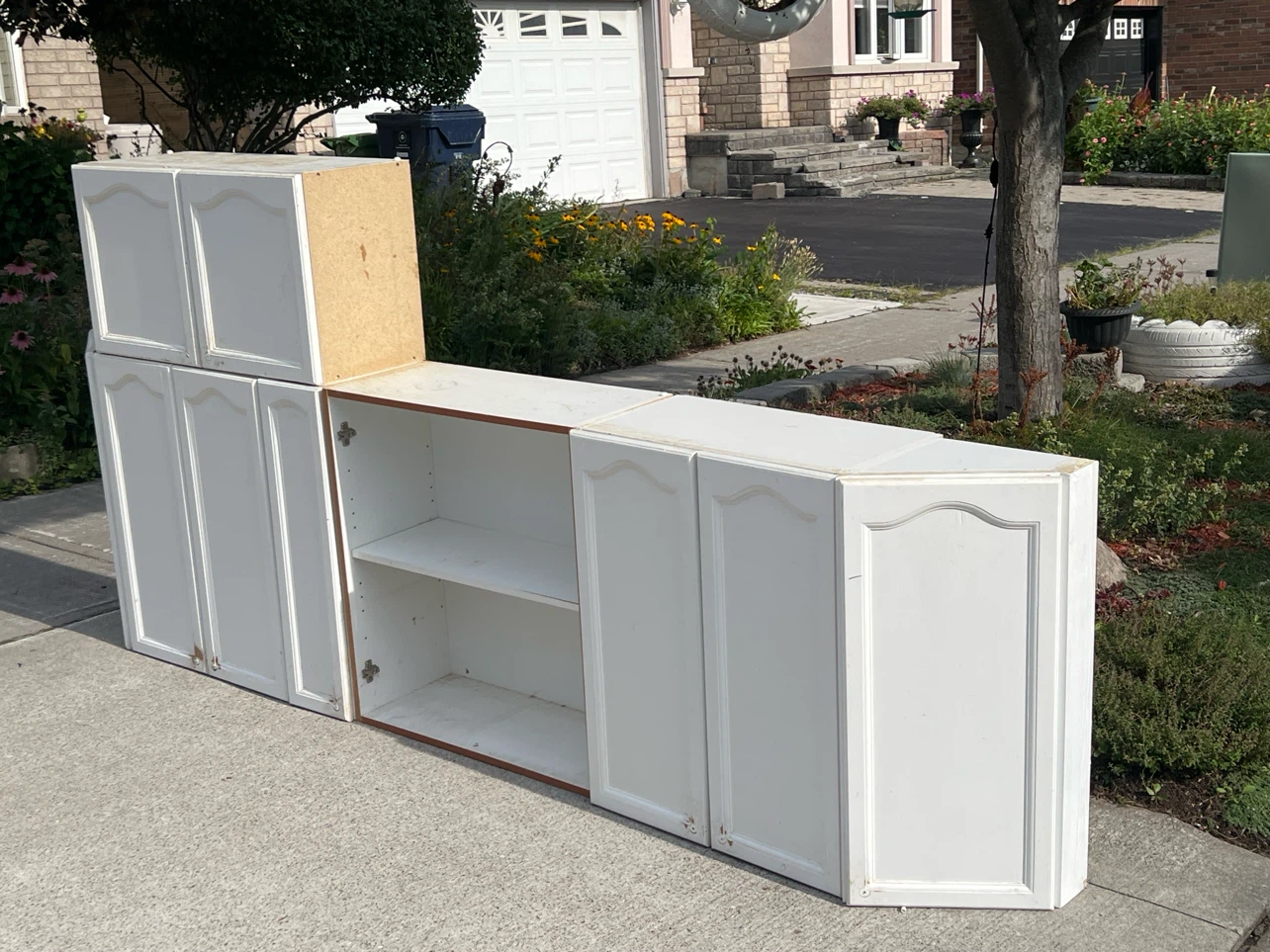 White Kitchen Cabinet Set - photo 2