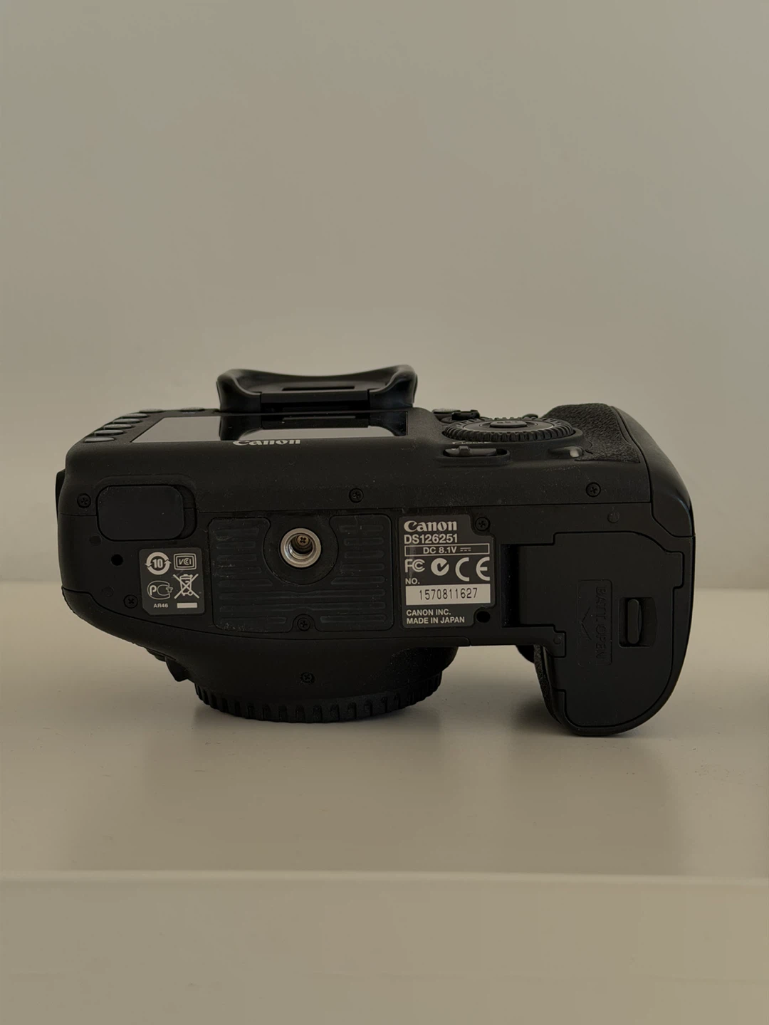 Canon EOS 7D DSLR Camera - photo 4