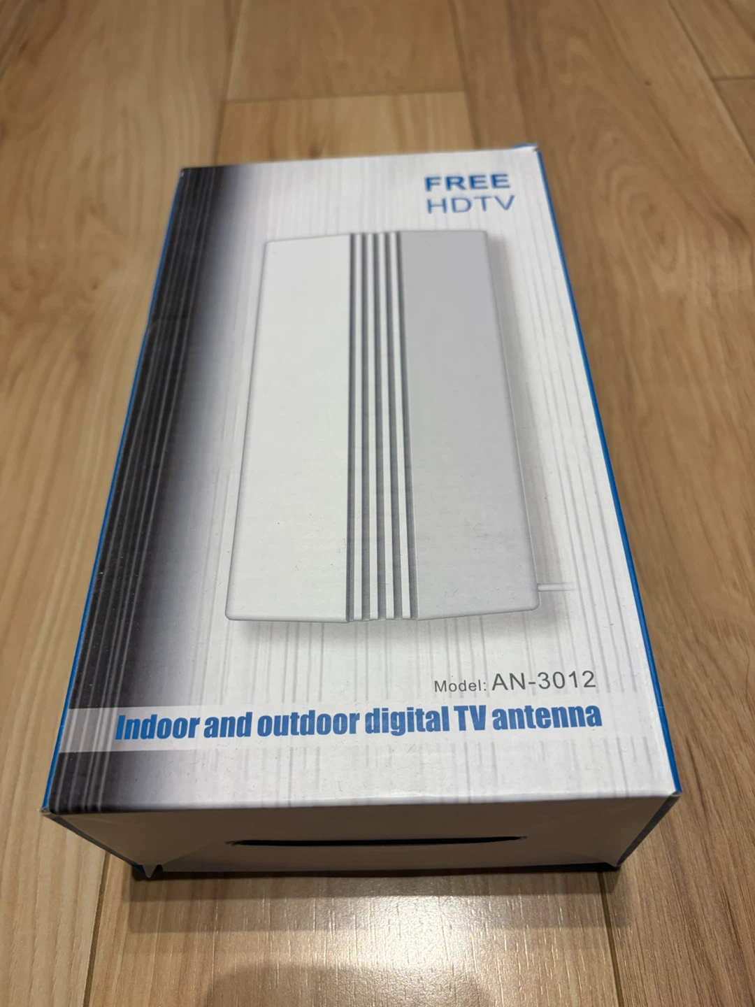 Indoor and Outdoor Digital TV Antenna - AN-3012