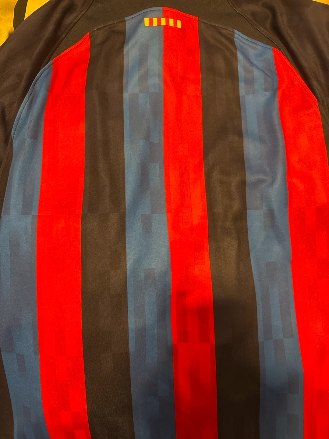 FC Barcelona 2022/23 Nike Home Jersey (L)- Excellent Condition - photo 3