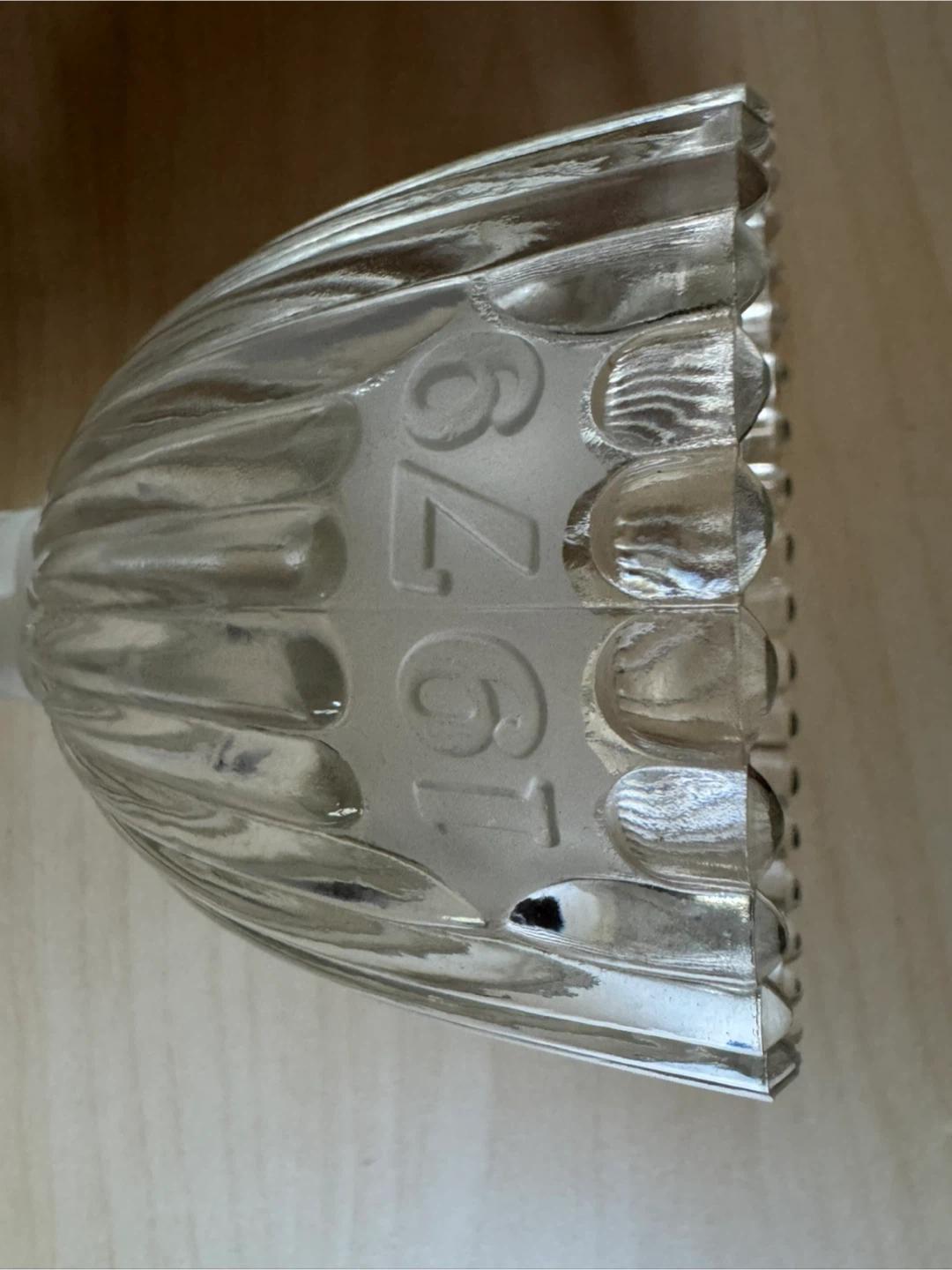 Goebel 1979 Frosted Boy Angel Crystal Bell - photo 3