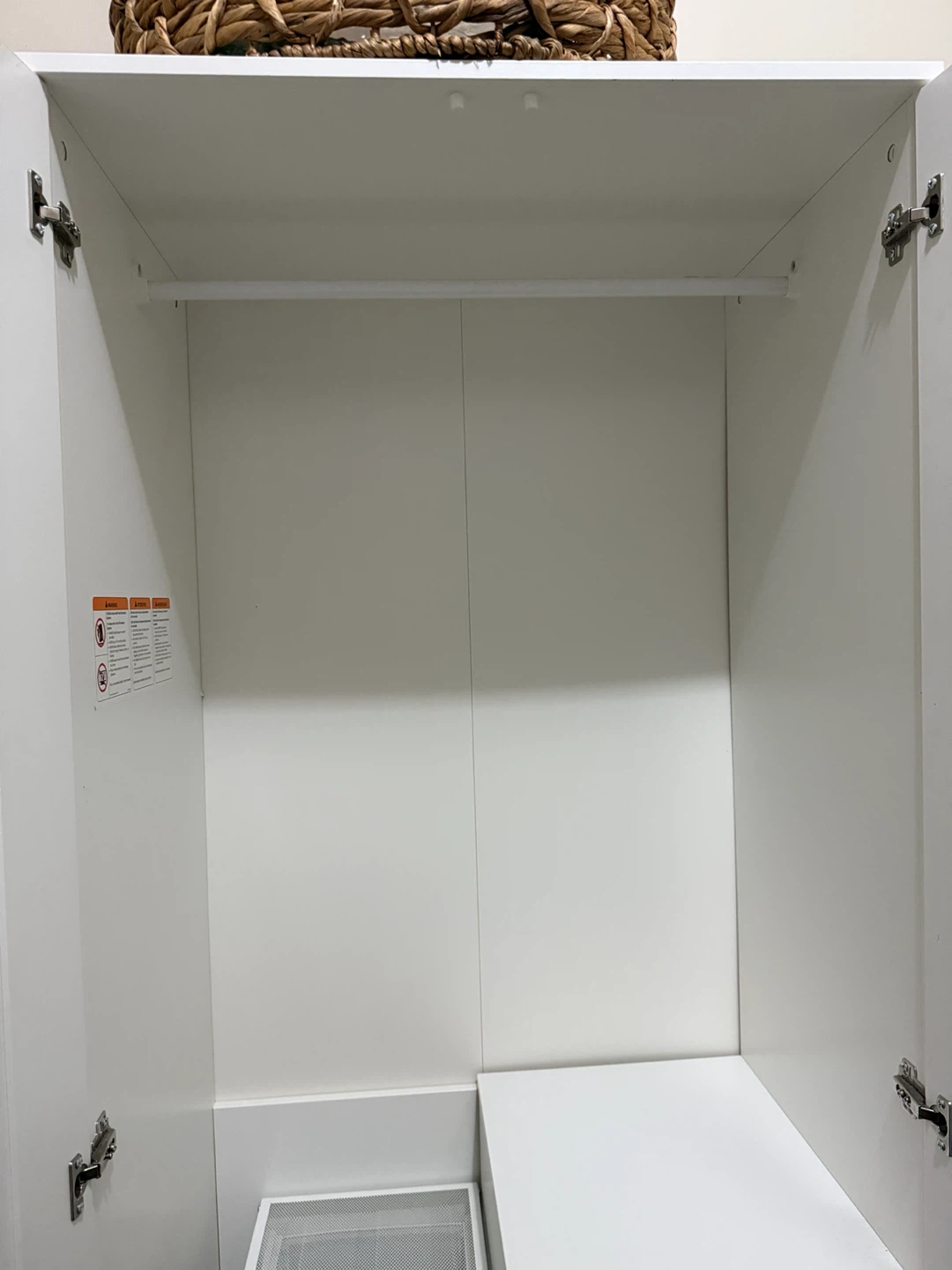 Wardrobe - photo 3