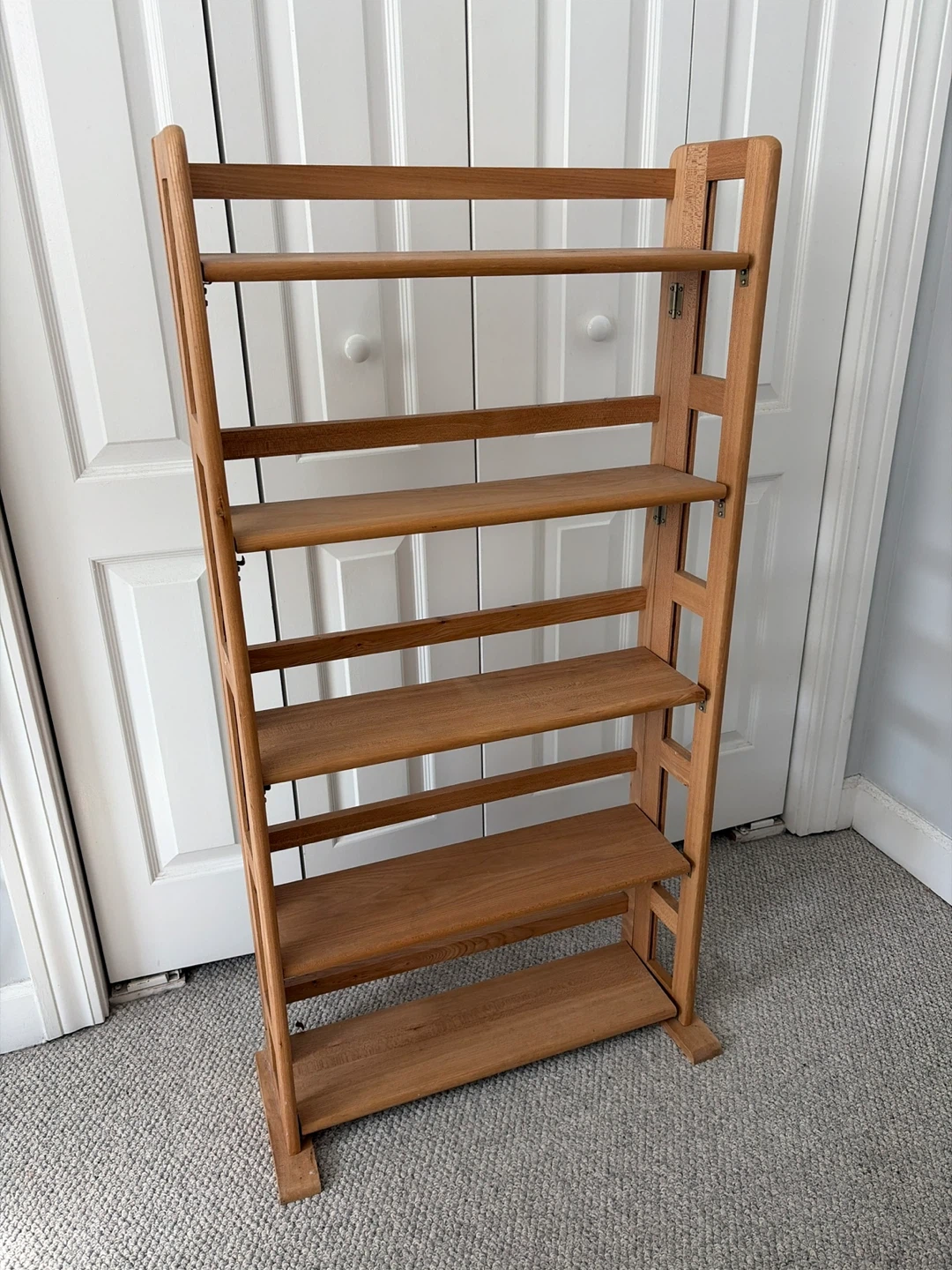 Wooden Folding Bookshelf