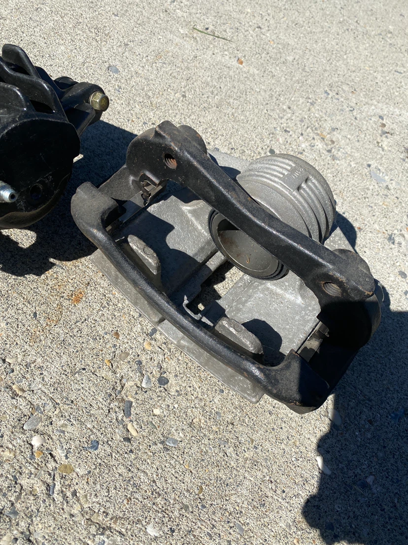 Brake Calipers (Pair) - photo 2