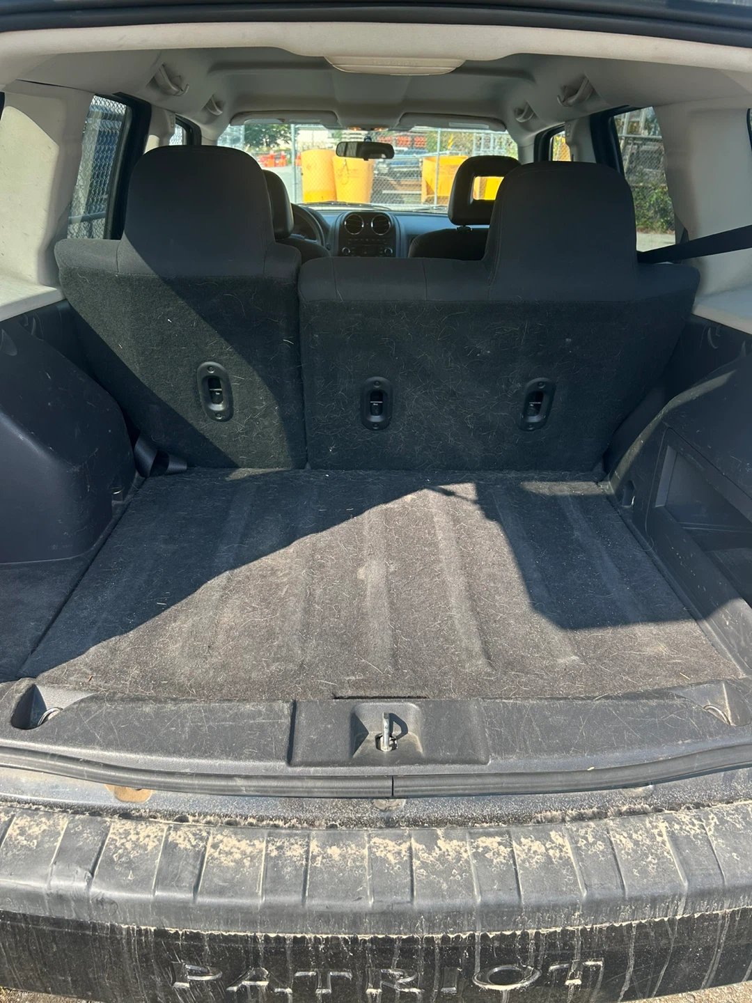 Jeep Patriot 4x4 SUV - photo 4