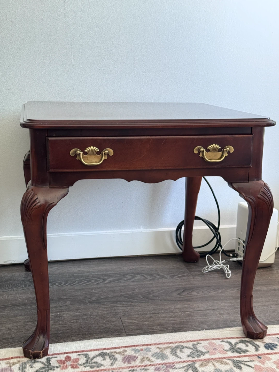 STRATHROY FURNITURE End Table
