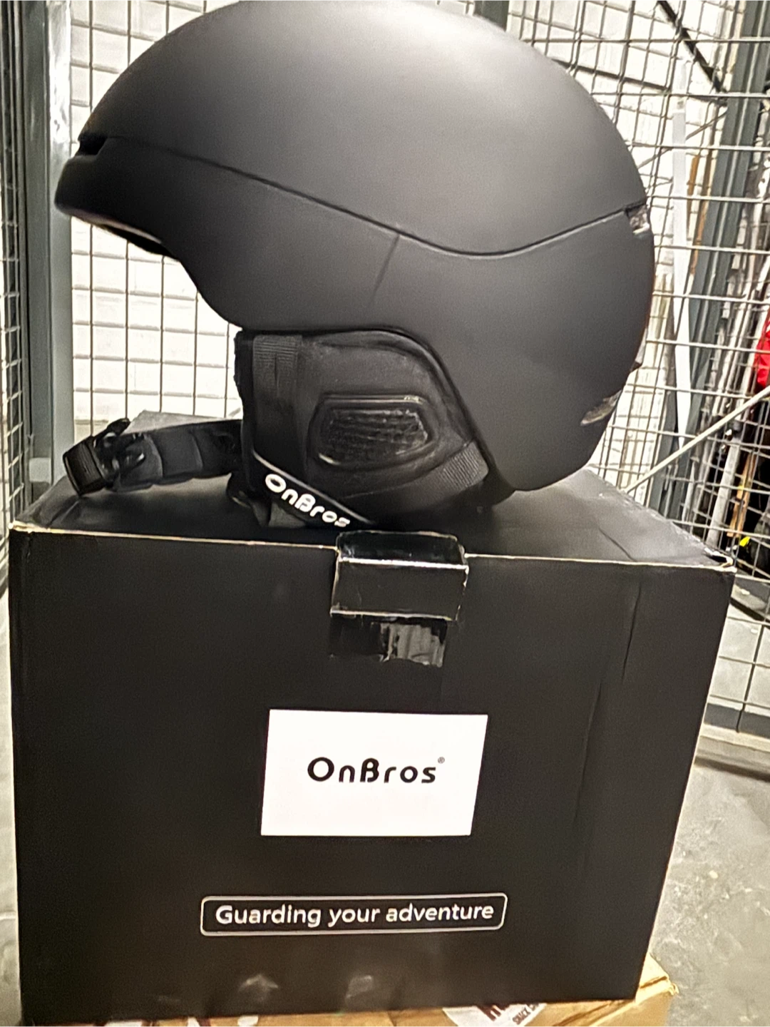 OnBros Black Snowboard Helmet - photo 2
