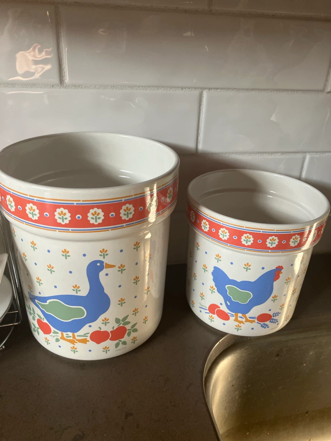 Set of kitchen crocks / canisters