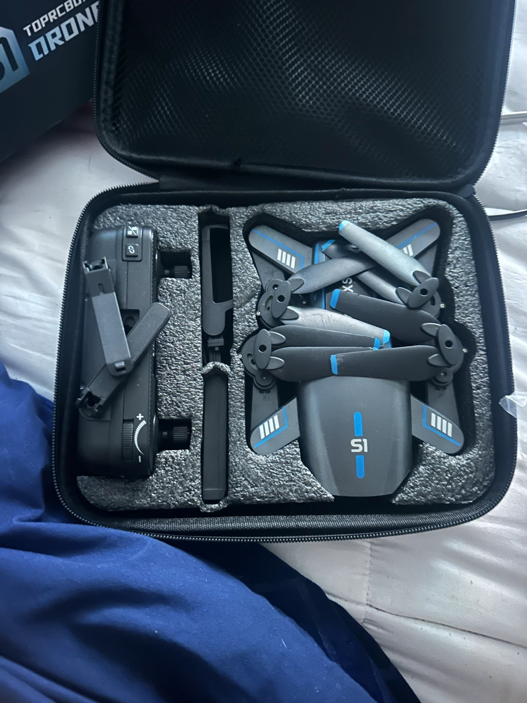 TOPRCDRON S1 Drone with Case