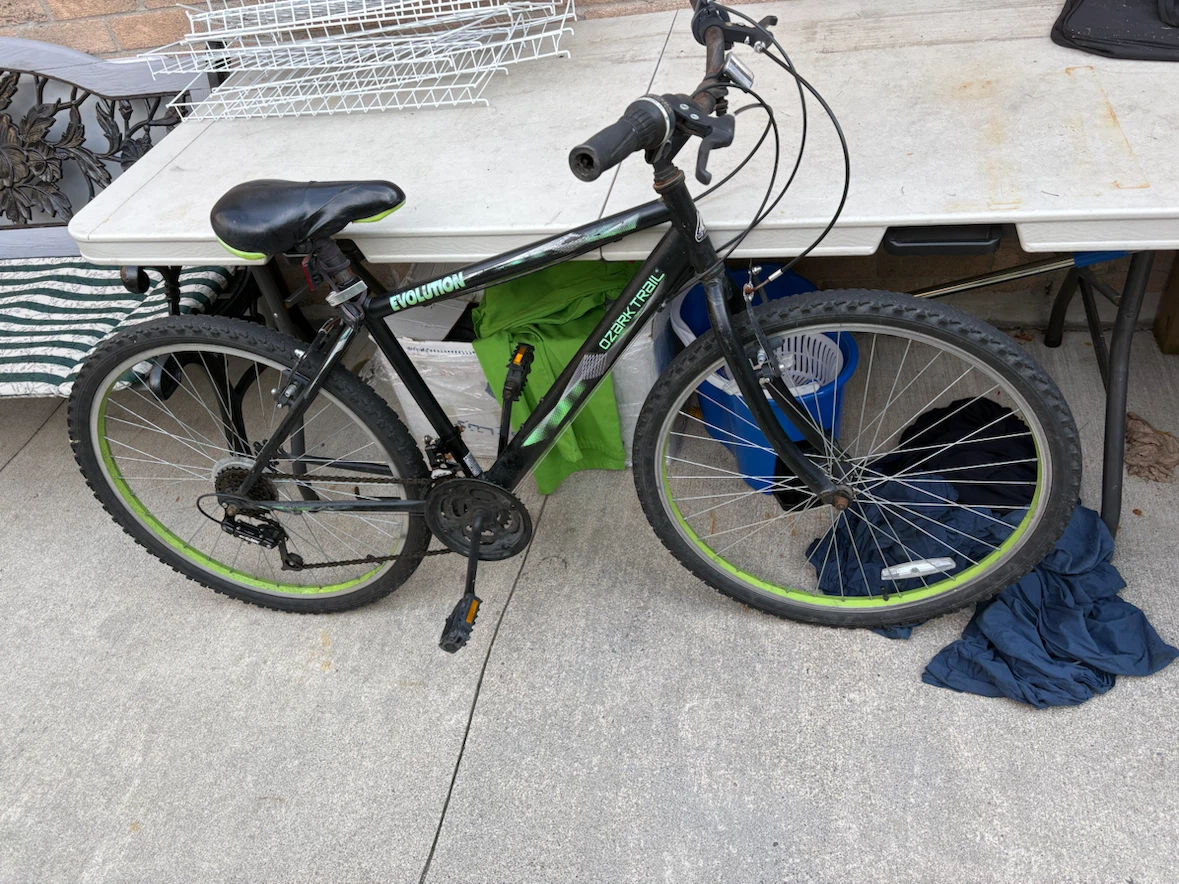 Ozark Trail Evolution Mountain Bike - photo 4