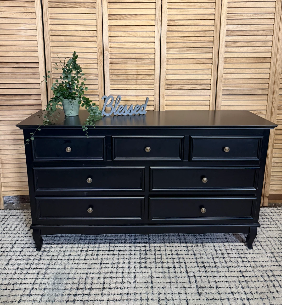 Black 7-Drawer Dresser