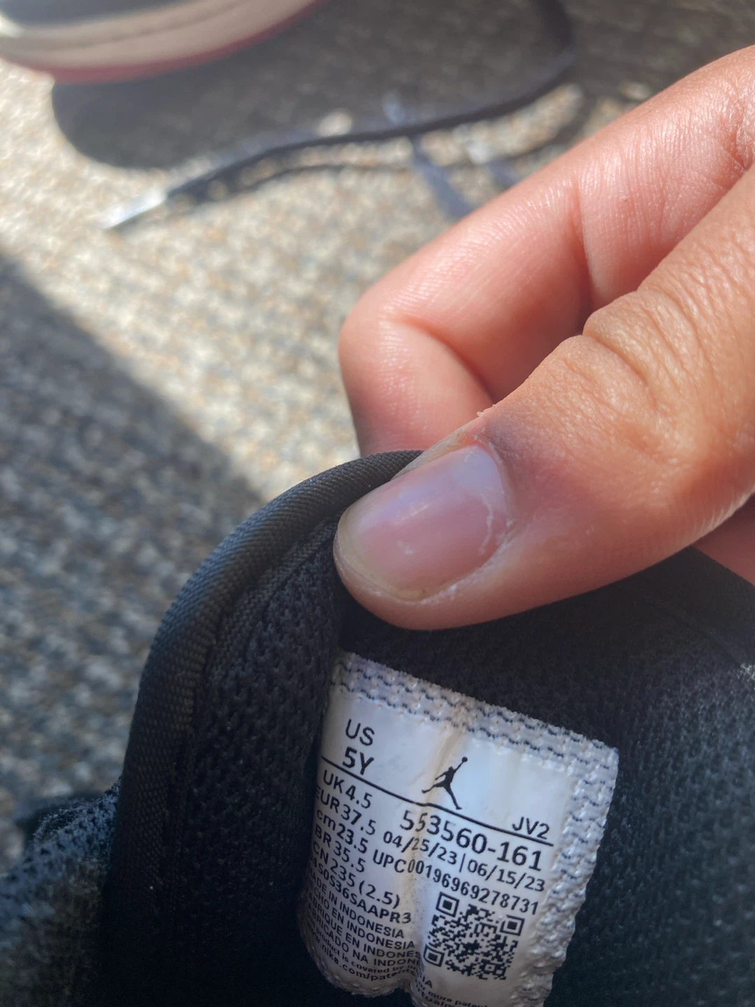 Nike Air Jordan 1 Low Youth Shoes (cash only) - photo 3