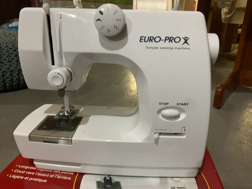 EURO-PRO X Mini Sewing Machine - photo 4