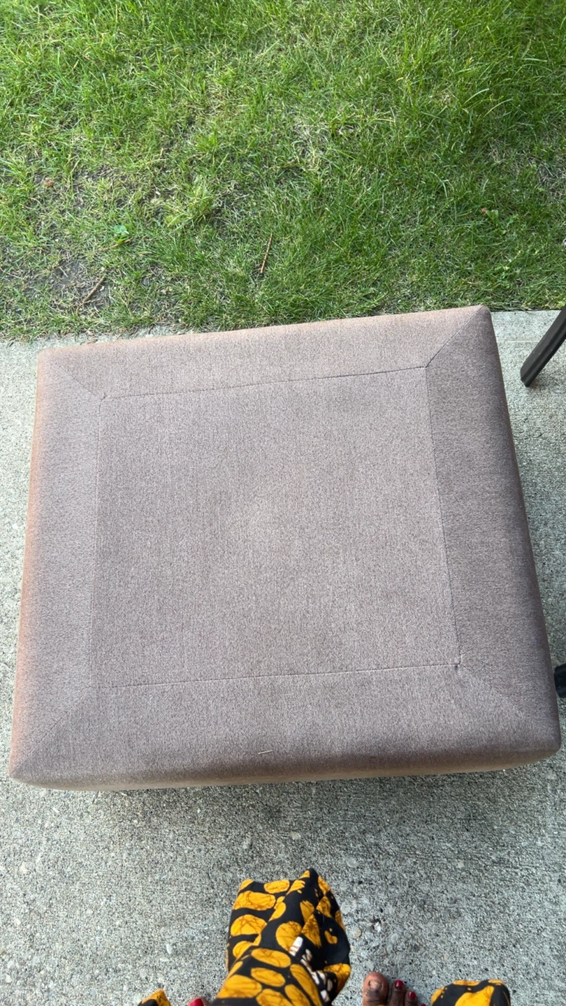 Square Upholstered Ottoman - photo 2