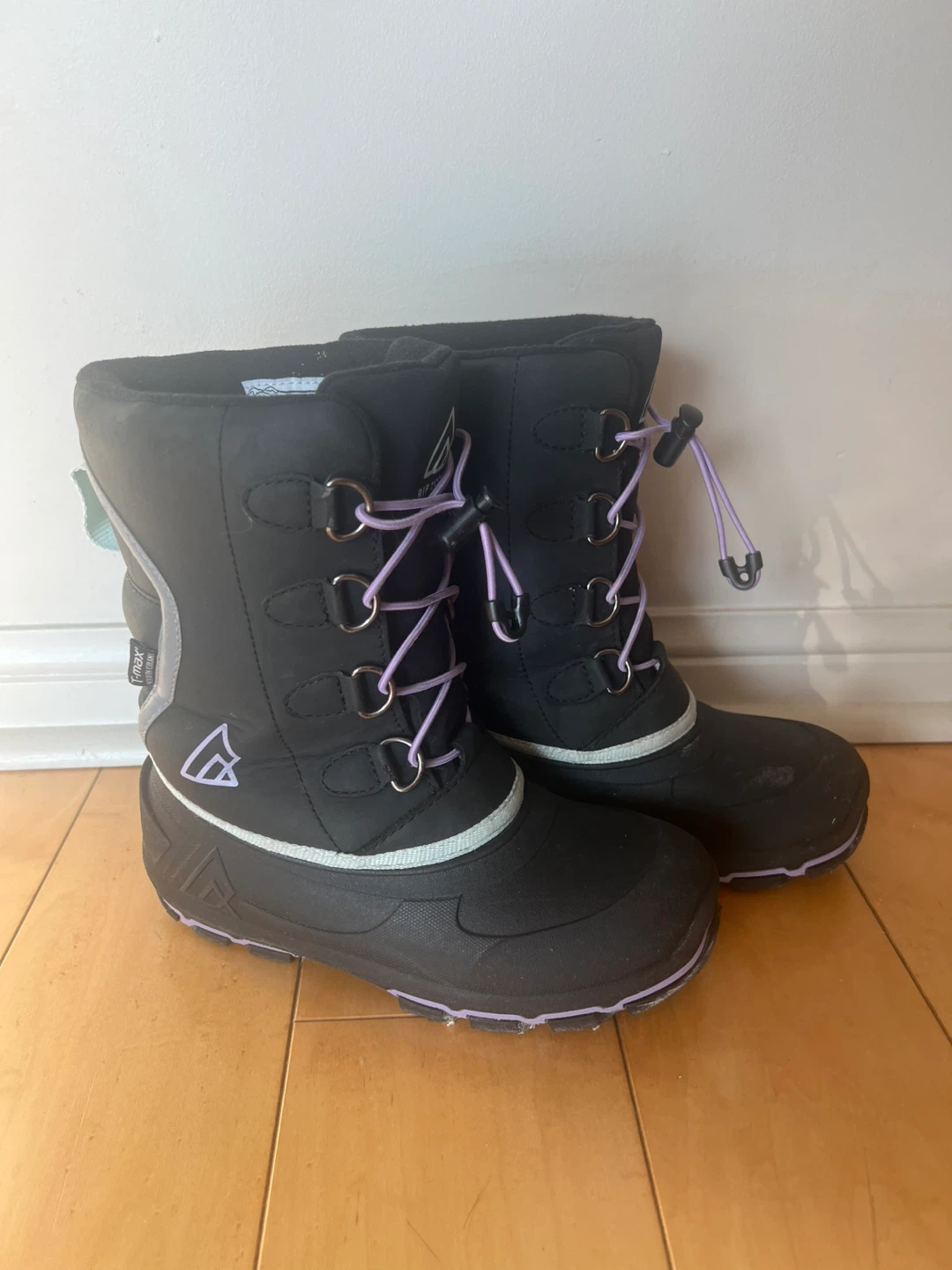 Kids Black Snow Boots - Size US 2 / EUR 33.5 kids