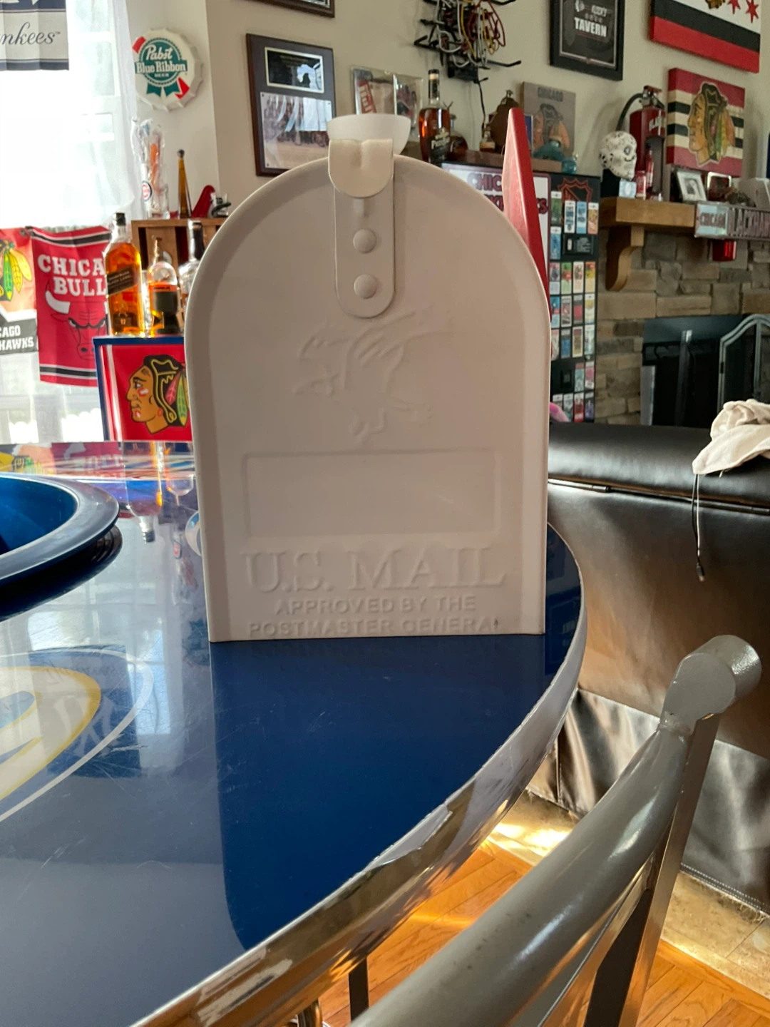 Chicago Blackhawks Mailbox - photo 3
