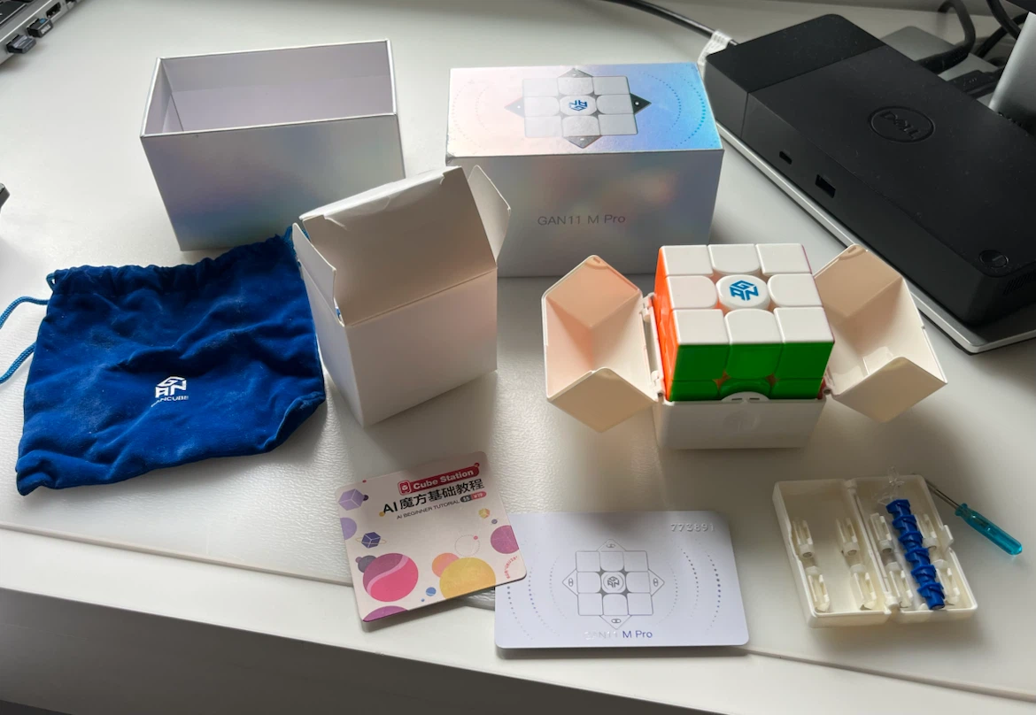 Gan 11 m pro Rubik‘s cube