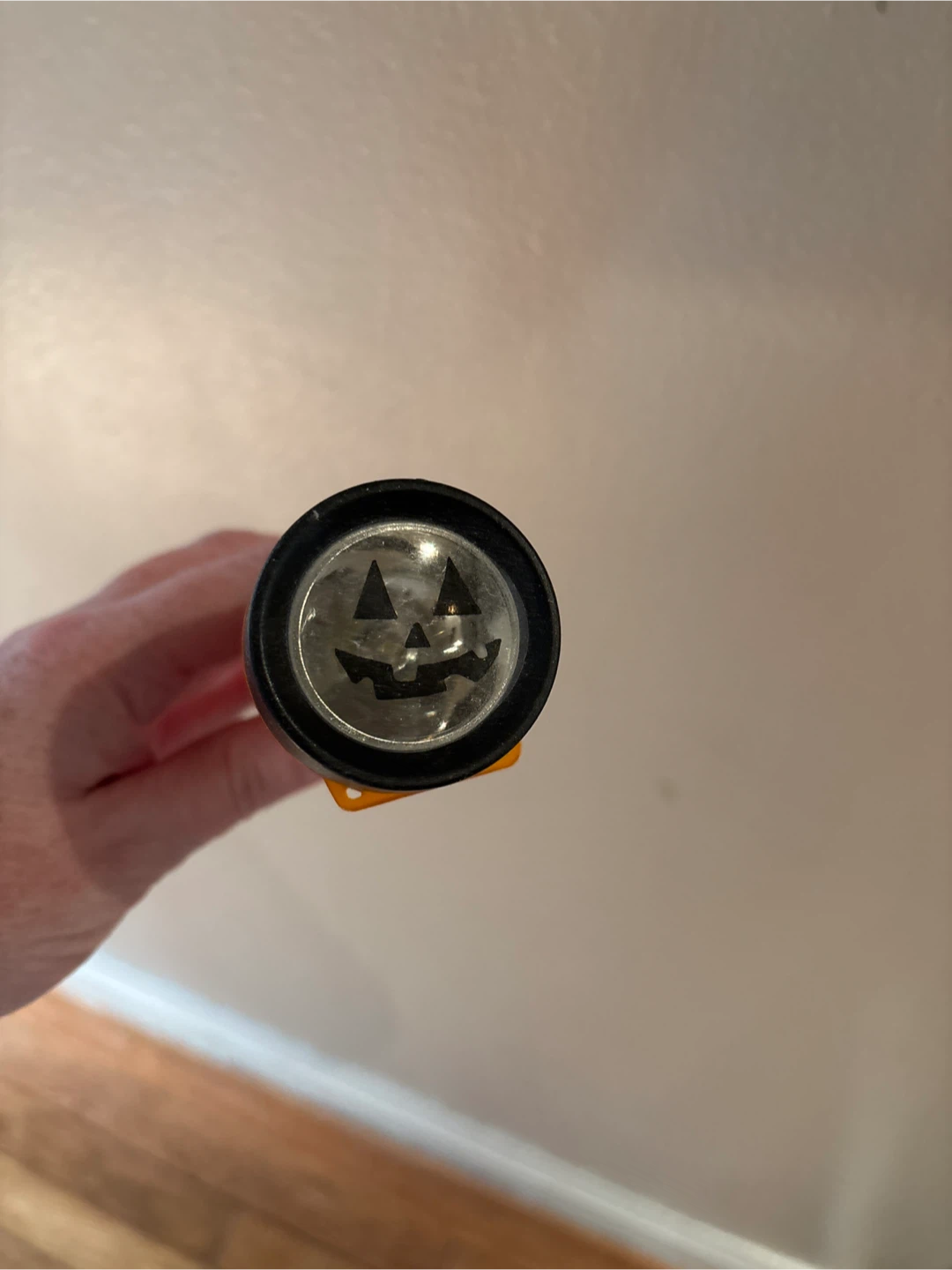 Orange Halloween Jack-o'-lantern Flashlight - photo 3