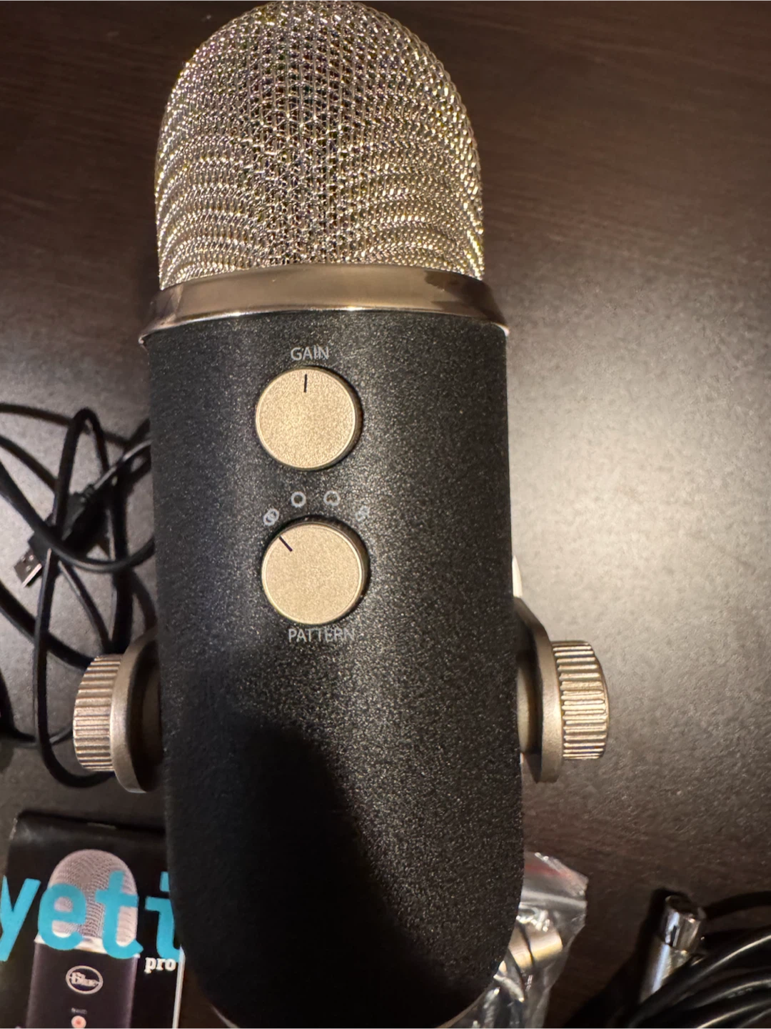 Blue Yeti Pro USB & XLR Microphone - photo 3